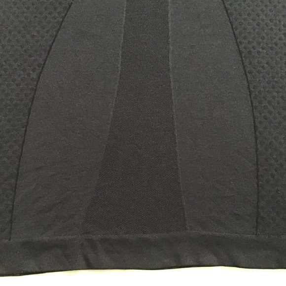 Zella Workout Mesh Panel Short Sleeve Top Small - Picture 9 of 11